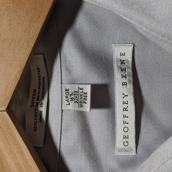 GEOFFREY Beene Button Down - Picture 3 of 4